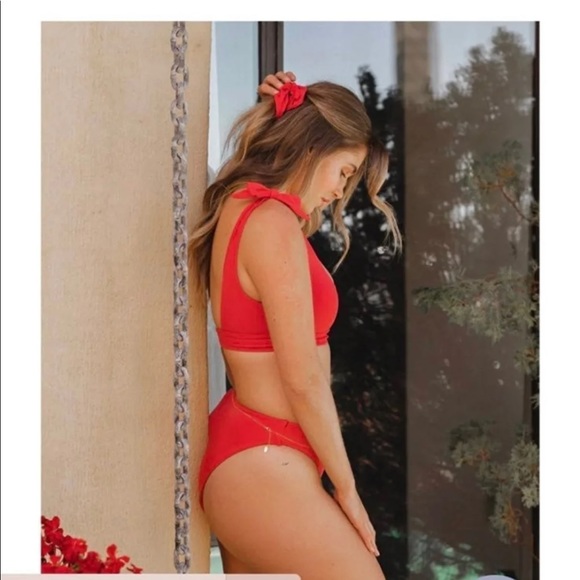 ❗️SOLD❗️Toluca Swim Bikini Set - Picture 7 of 13